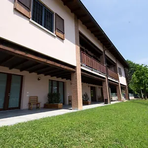 B&b” La Tezza” לינה וארוחת בוקר
