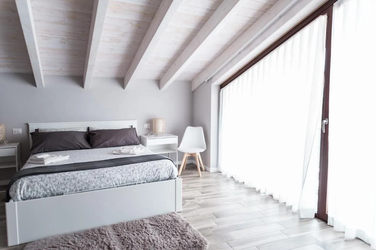 Bed and Breakfast Via Mazzini B & B Vizzola Ticino Ιταλία